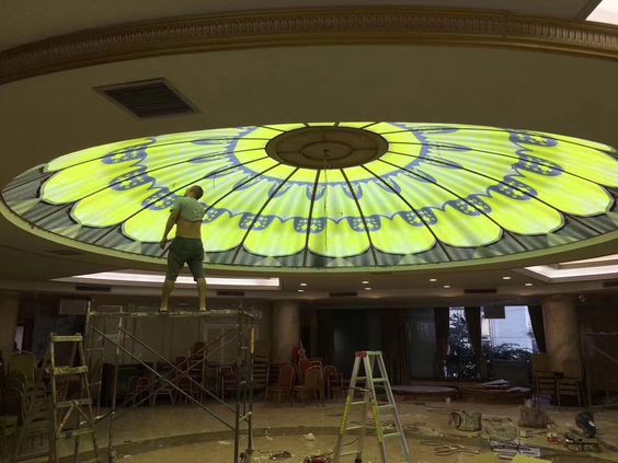 stretch ceiling light and print dubai